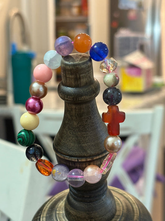 Messy Beaded Bracelet - Red Cross